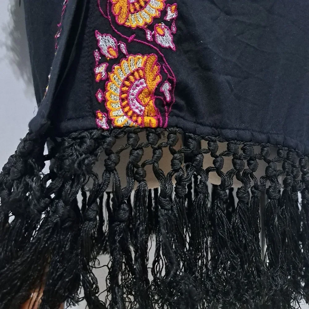 Tigerlily Embroidered Button Down Fringe Cardigan Cruise Dress Small Black
